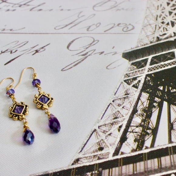 Purple Swarovski Crystals Earrings - Picture 3 of 3